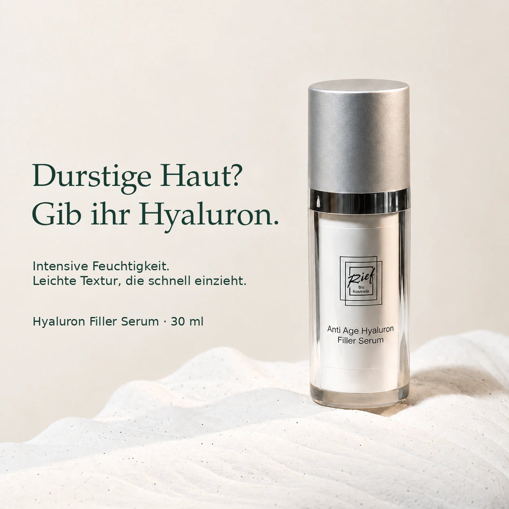 Rief Hyaluron Filler Serum 30 ml – Feuchtigkeit;Rief Hyaluron Filler Serum mit silberner Kappe auf weißer Muschel vor beigem Hintergrund.